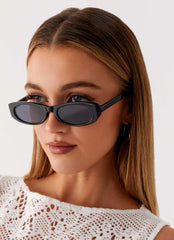Kamia Sunglasses - Black