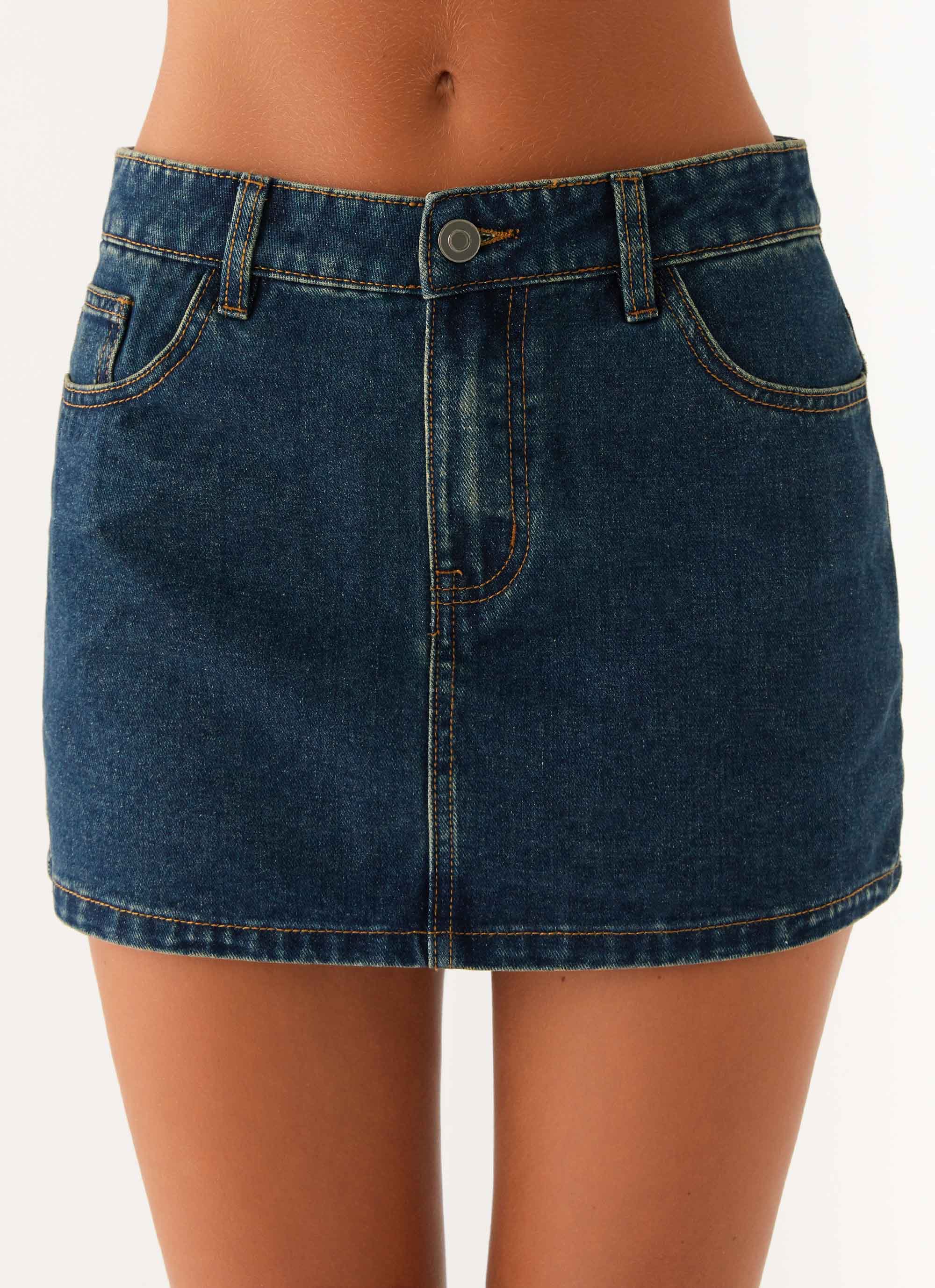 Maysa Low Rise Mini Skirt - Washed Denim