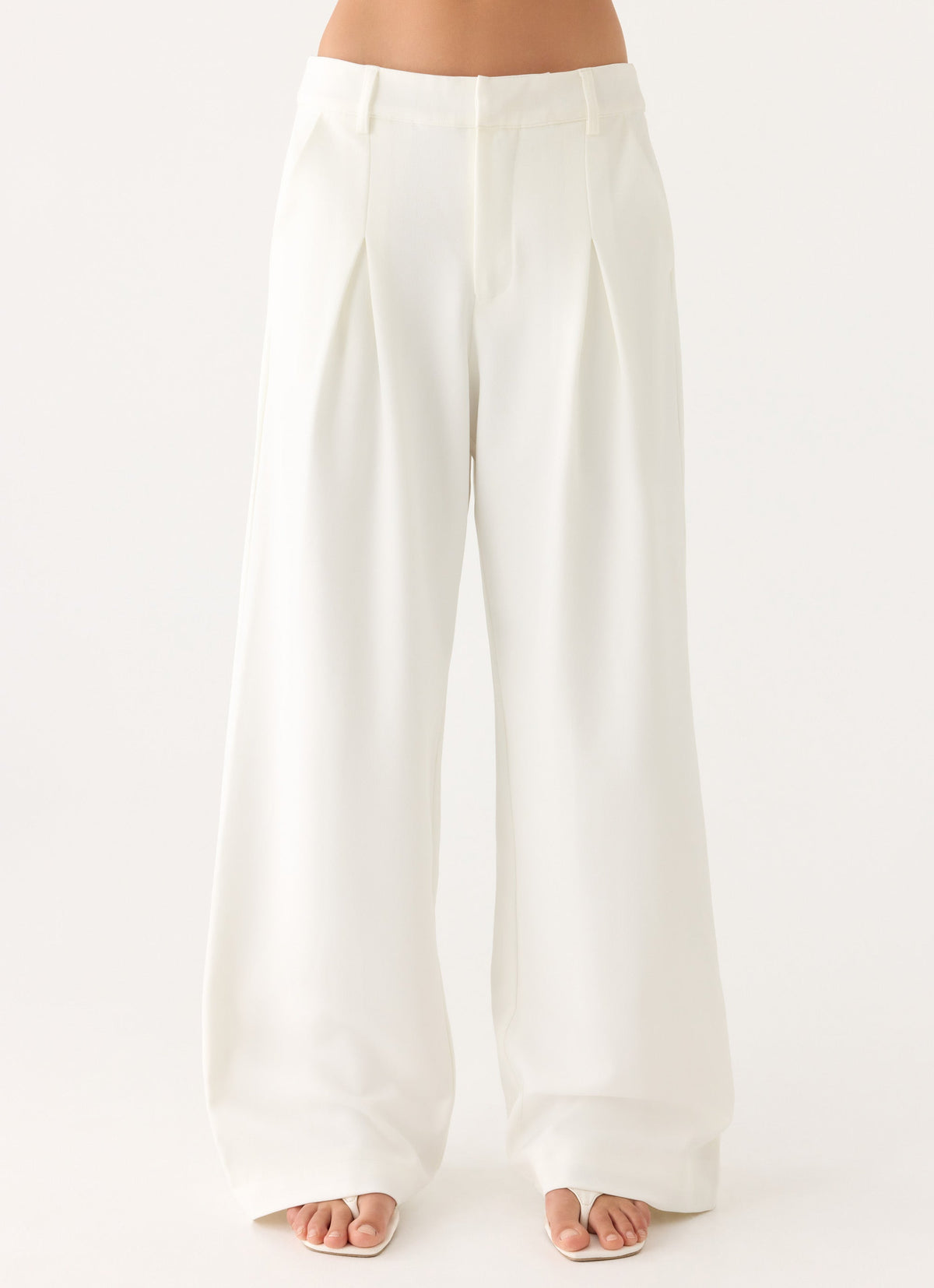 Sora Low Rise Pant - White