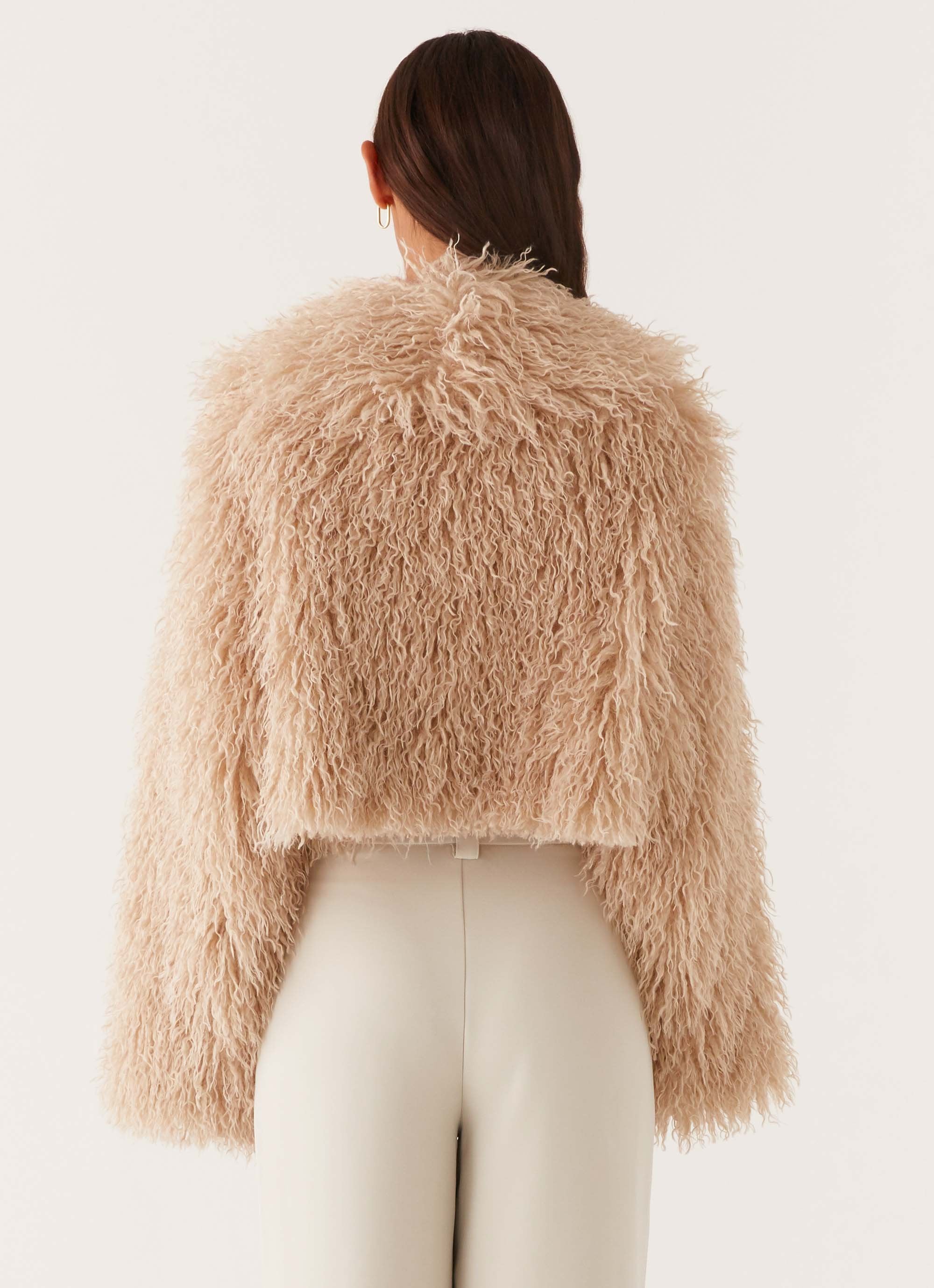 Virginia Cropped Faux Fur Jacket - Taupe